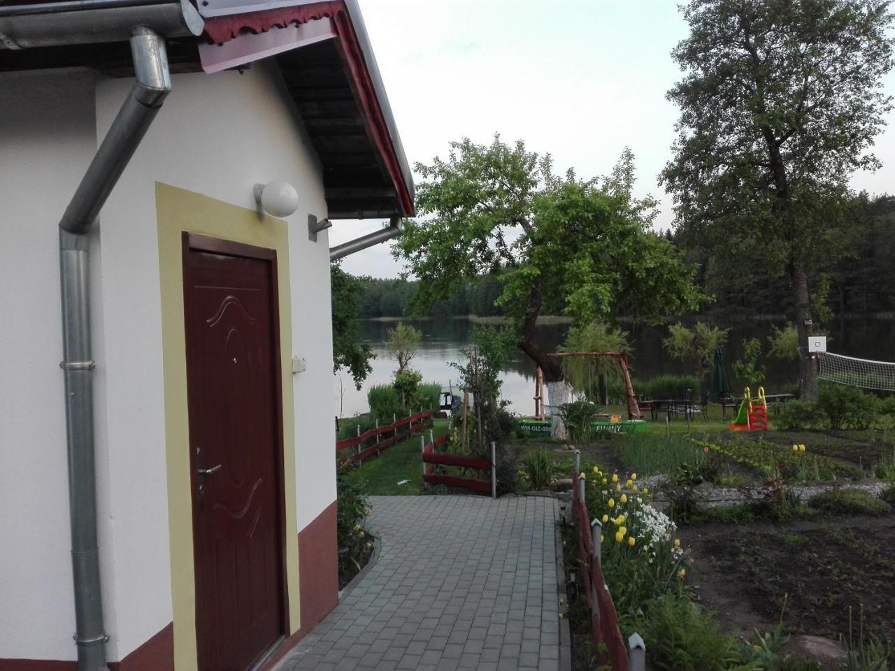 Agro-Tur Domki W Szuwarach Kuty Экстерьер фото